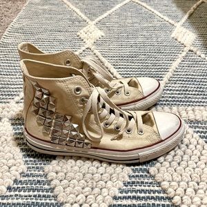 Converse Chuck Taylor All Star Classic High Top, Cream with Added Studs, Size 9